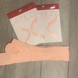 3 Capezio Women's Ultra Soft Transition Tight